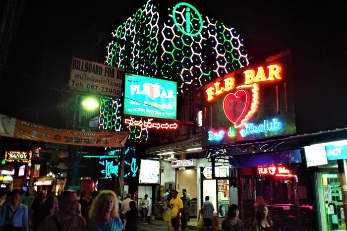 Discos on Walking Street