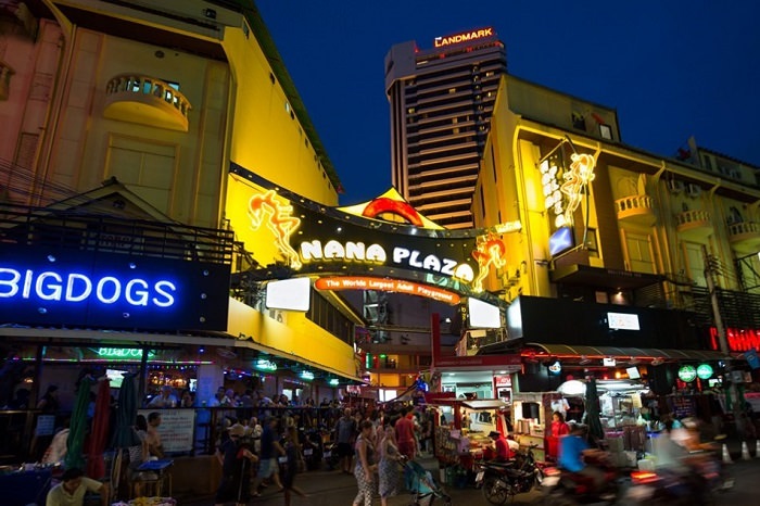 Nana Plaza, Bangkok